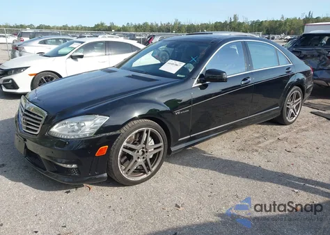 2013 Mercedes-Benz S 63 Amg z USA, uszkodzony, nr VIN WDDNG7EB8DA503298